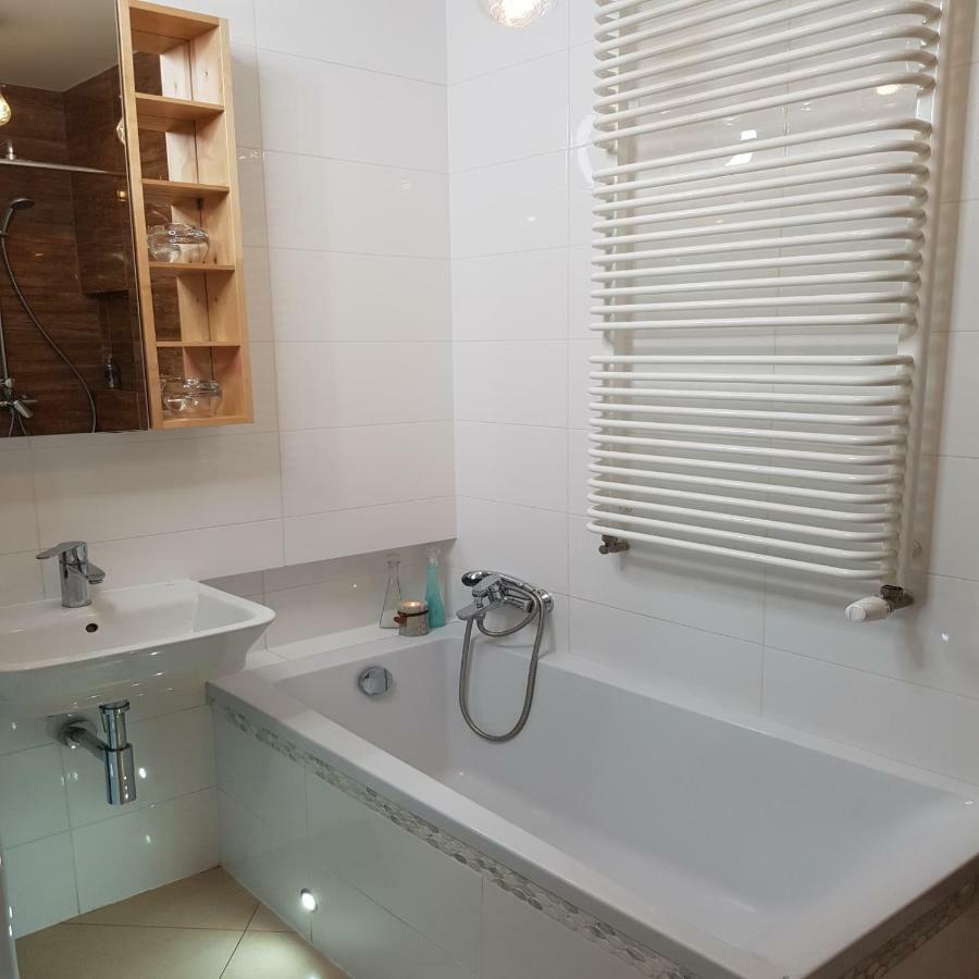 Apartament Zwyciestwa Gliwice Extérieur photo